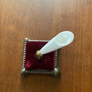 Elegant Vintage Red Velvet Pen Holder